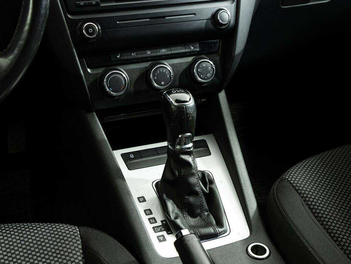 Skoda Octavia с пробегом — 2014 год. Фото: #13