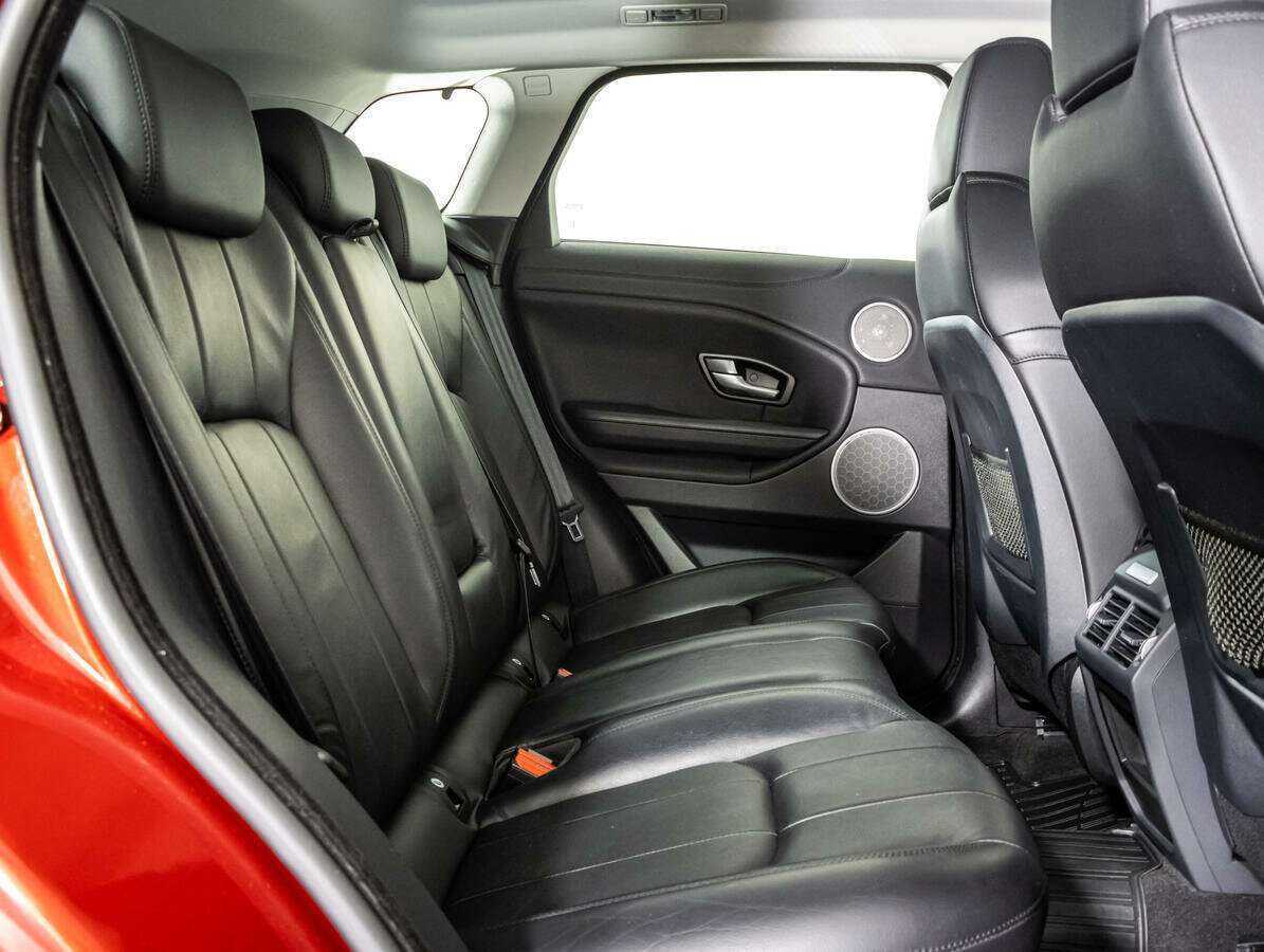 Land Rover Range Rover Evoque с пробегом — 2017 год. Фото: #16