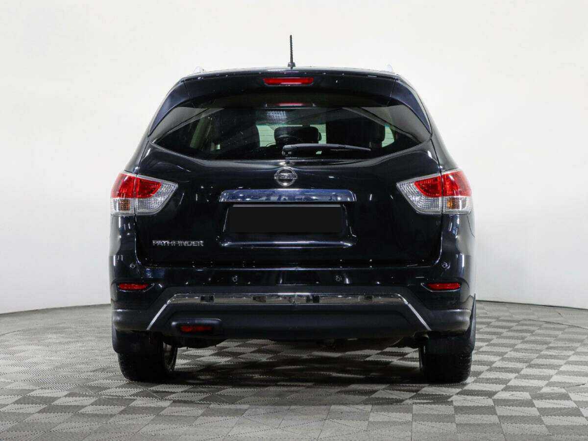 Nissan Pathfinder с пробегом — 2015 год. Фото: #5