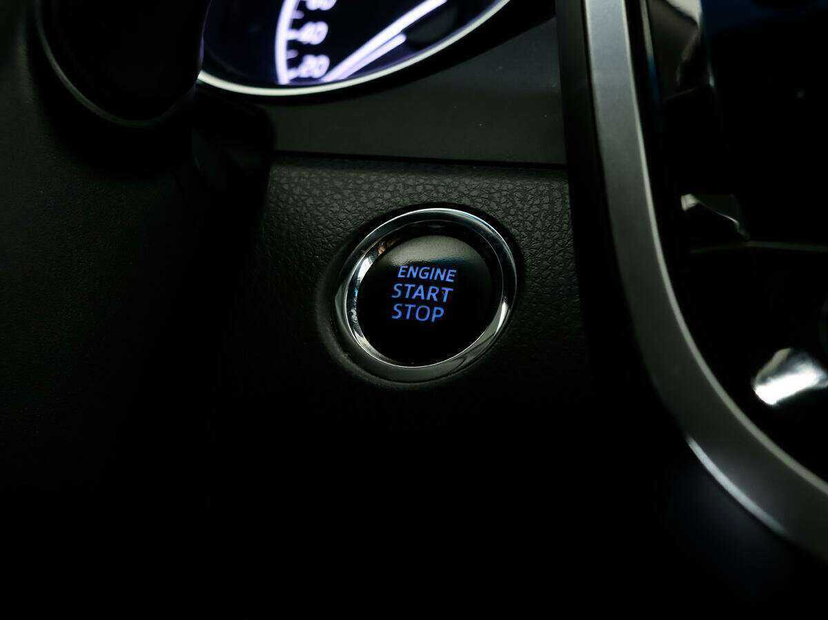 Toyota Camry с пробегом — 2019 год. Фото: #11