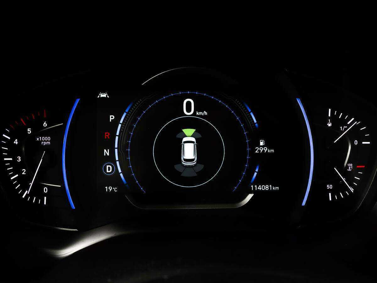 Hyundai Santa Fe с пробегом — 2019 год. Фото: #24