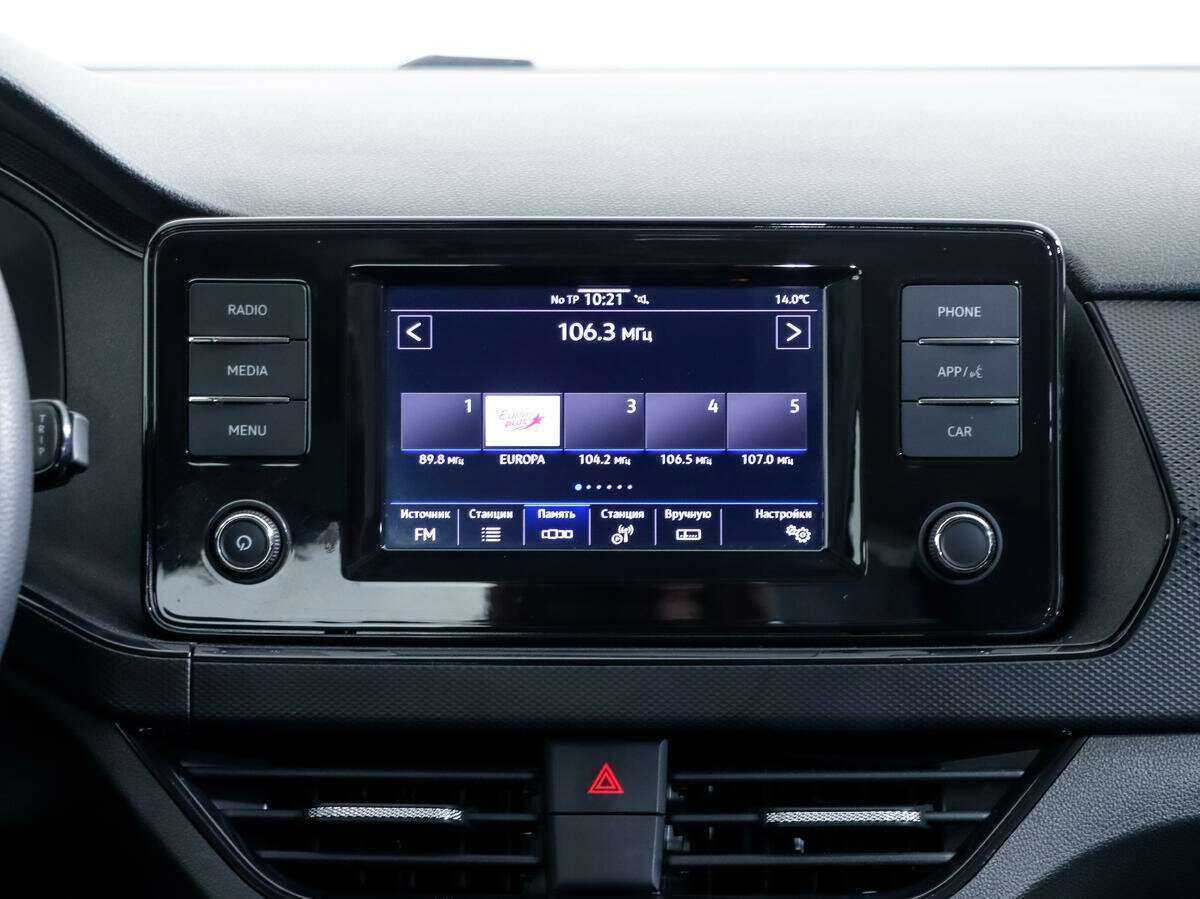 Volkswagen Polo с пробегом — 2022 год. Фото: #11