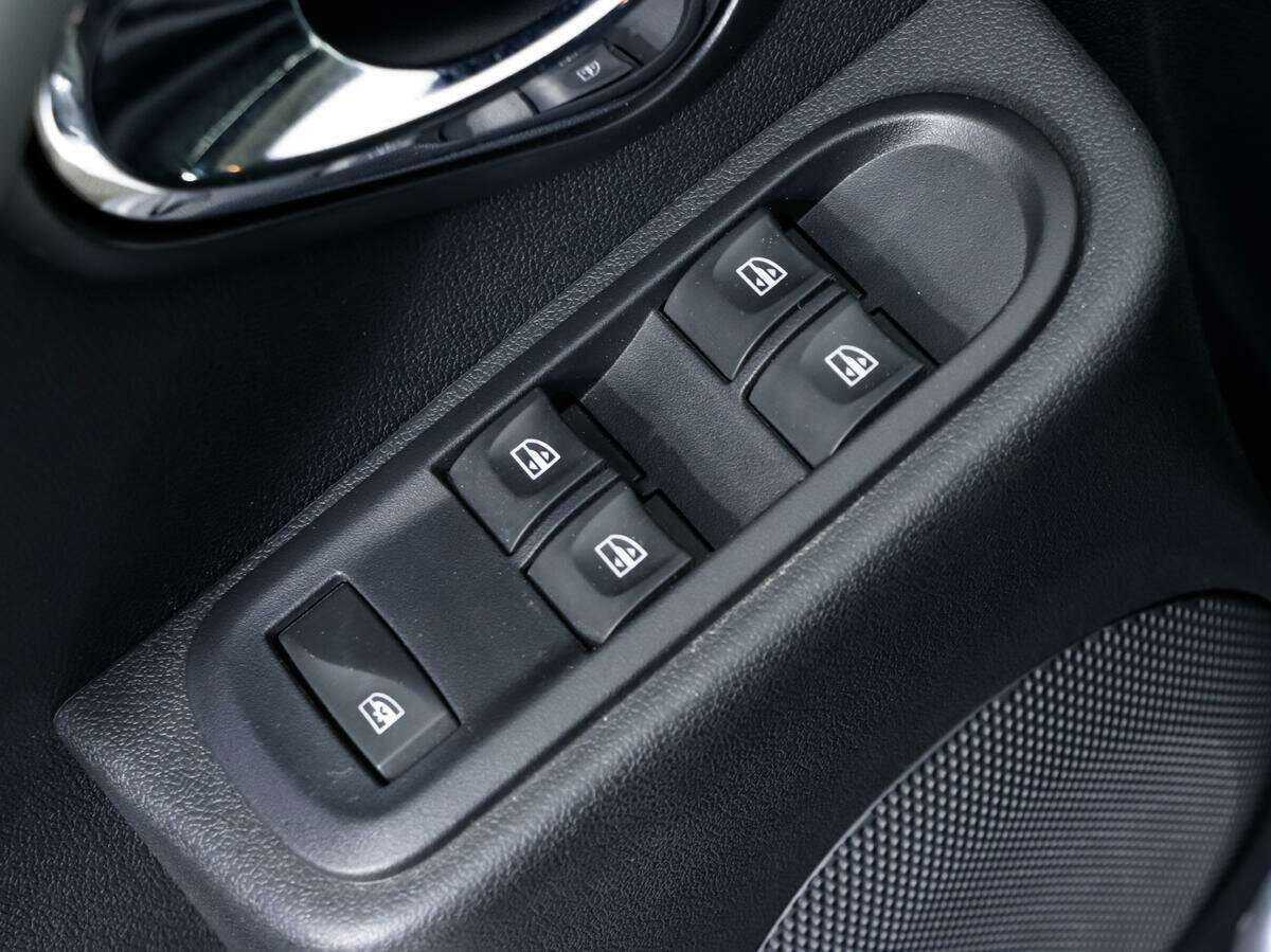 Nissan Terrano с пробегом — 2017 год. Фото: #13