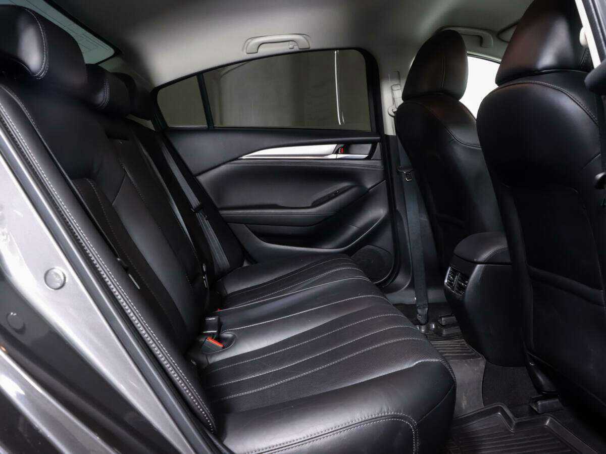 Mazda 6 с пробегом — 2020 год. Фото: #17