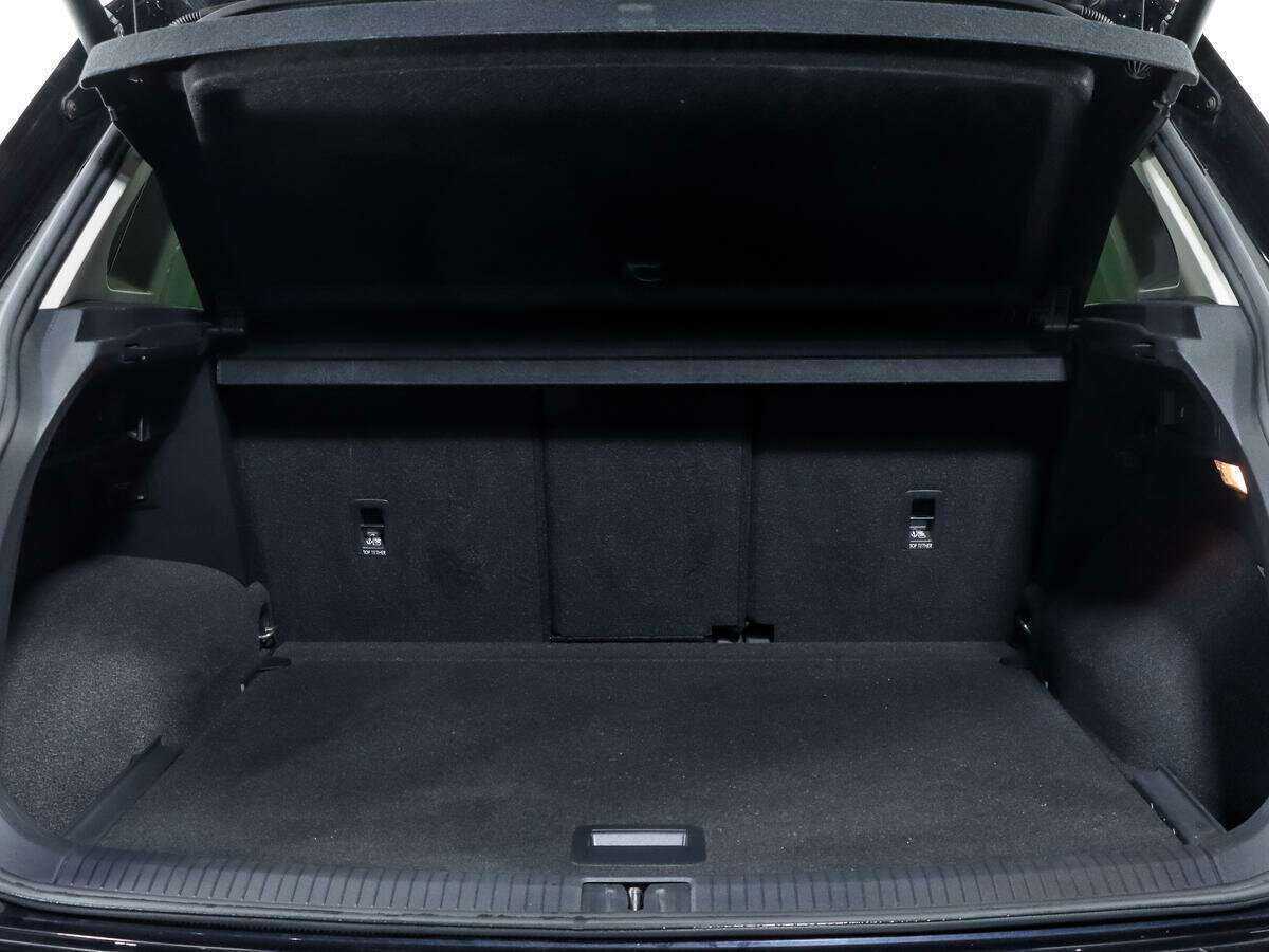 Volkswagen Tiguan с пробегом — 2018 год. Фото: #19