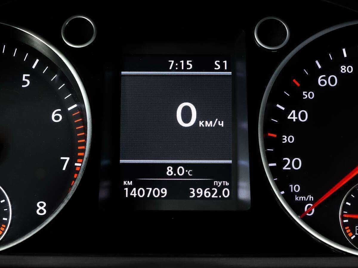 Volkswagen Passat с пробегом — 2014 год. Фото: #15