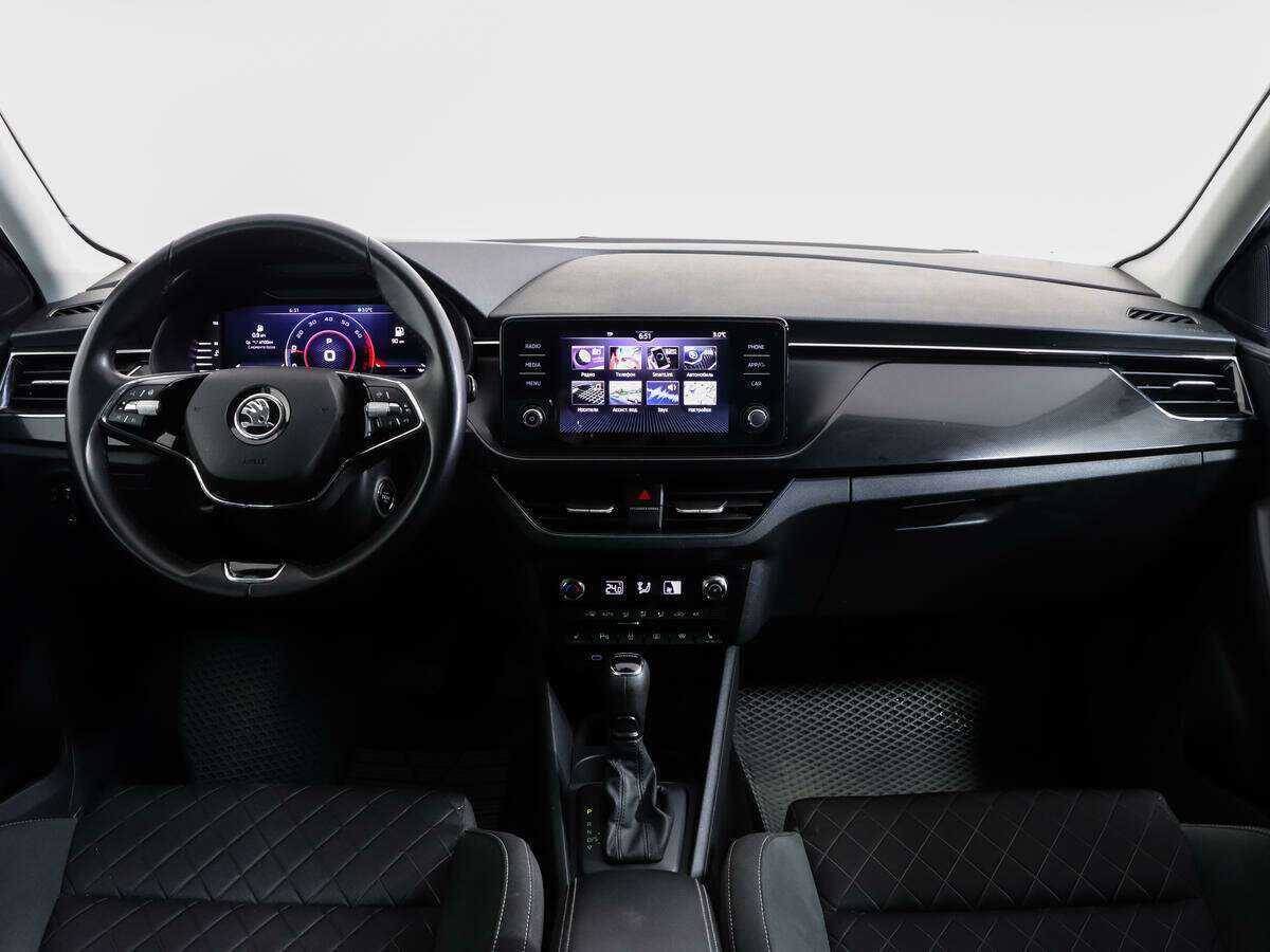 Skoda Rapid с пробегом — 2021 год. Фото: #8