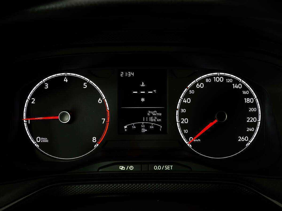 Volkswagen Polo с пробегом — 2021 год. Фото: #12