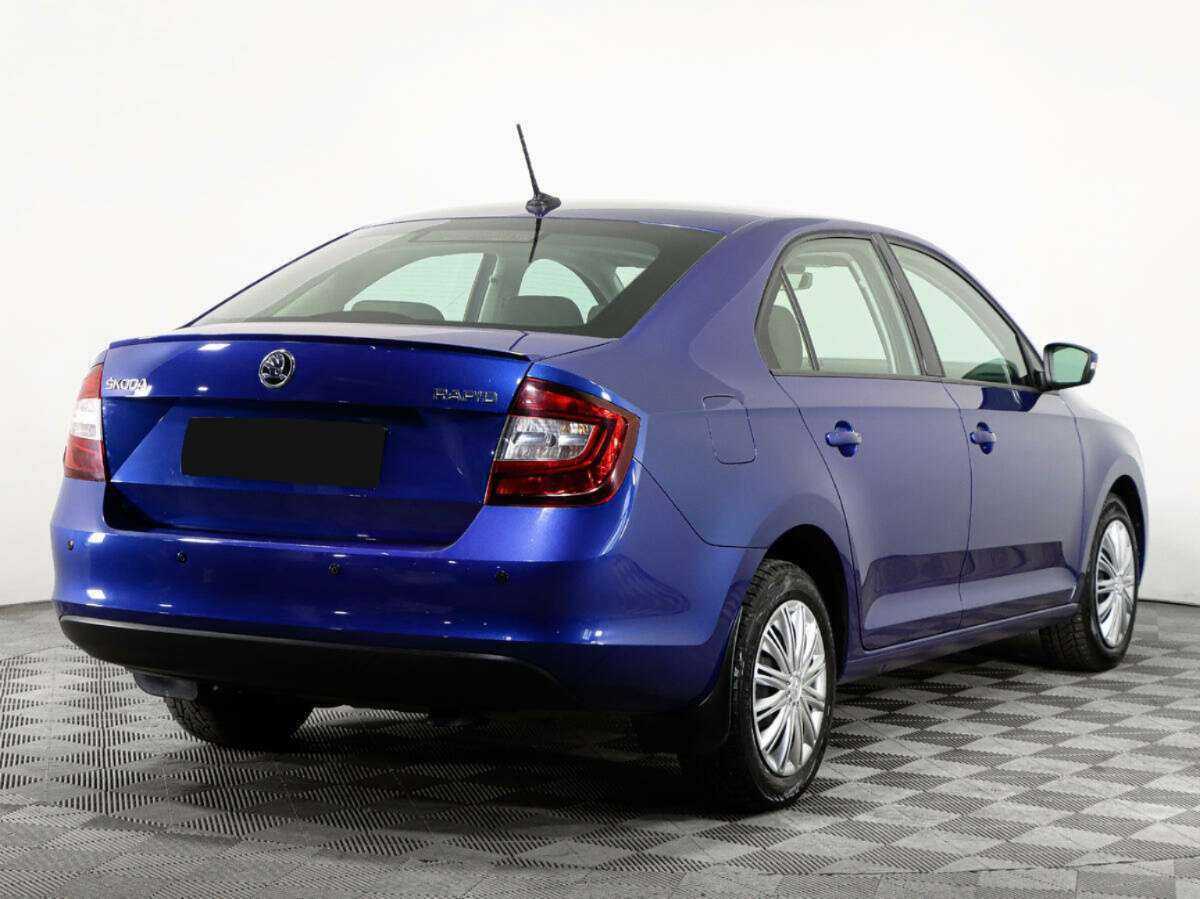 Skoda Rapid с пробегом — 2017 год. Фото: #3