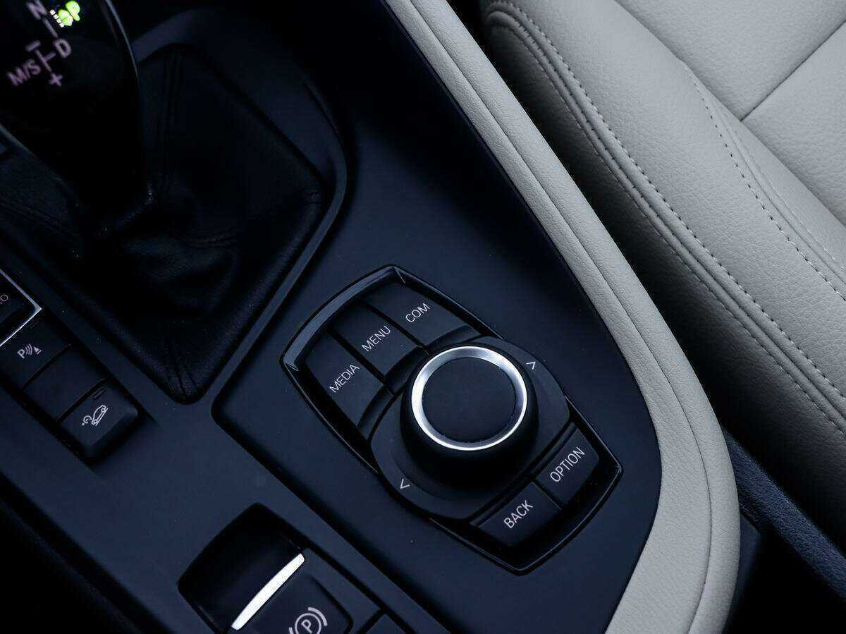 BMW X1 с пробегом — 2019 год. Фото: #12