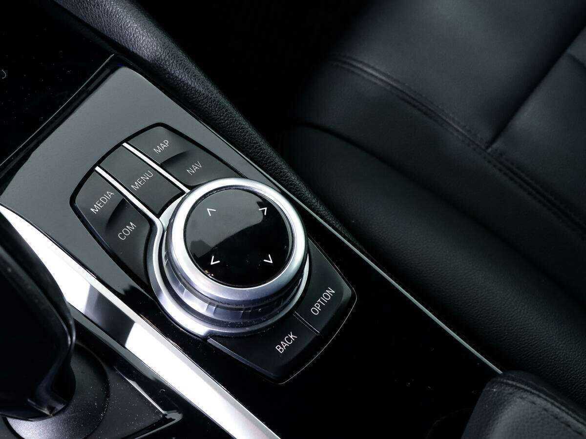 BMW 5 серии с пробегом — 2017 год. Фото: #11