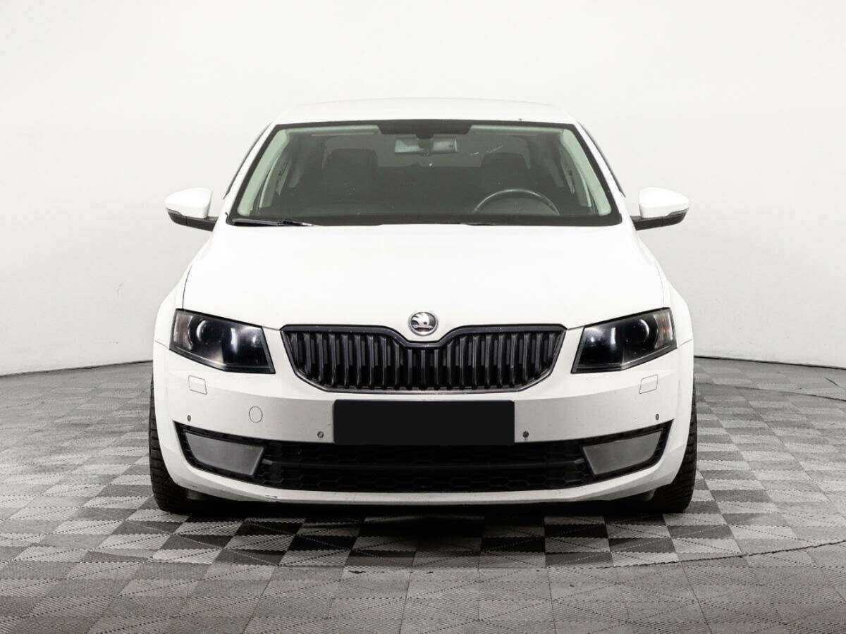 Skoda Octavia с пробегом — 2015 год. Фото: #1