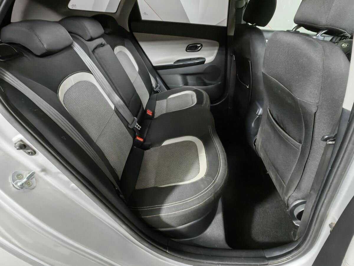 Kia Ceed с пробегом — 2015 год. Фото: #10