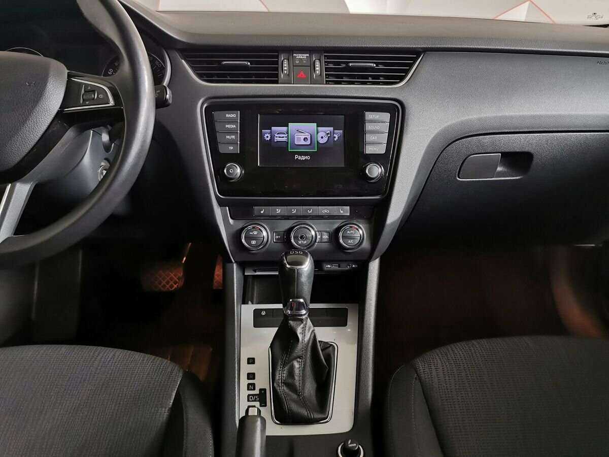 Skoda Octavia с пробегом — 2013 год. Фото: #14