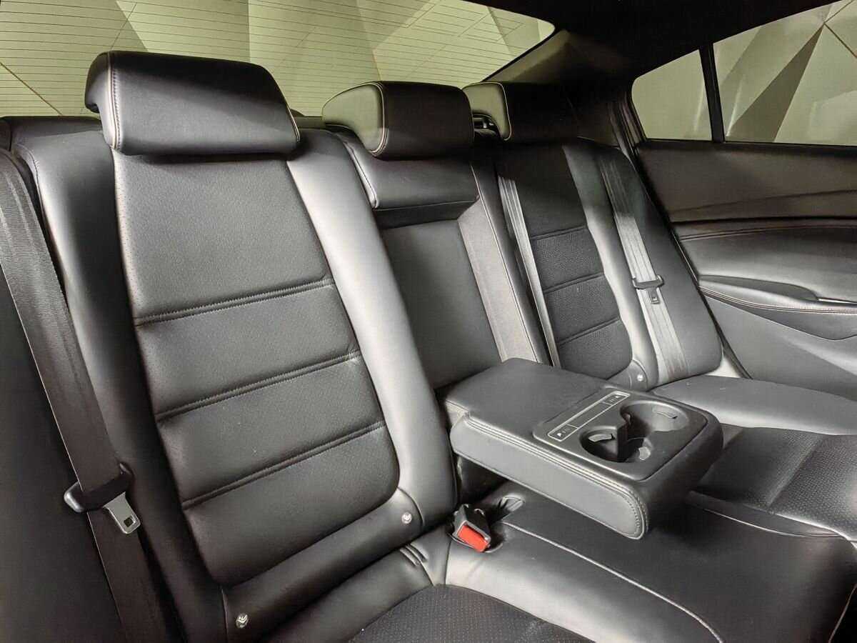 Mazda 6 с пробегом — 2017 год. Фото: #12