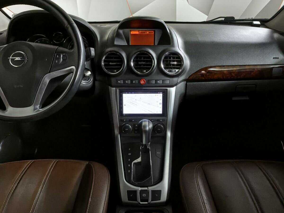 Opel Antara с пробегом — 2015 год. Фото: #10