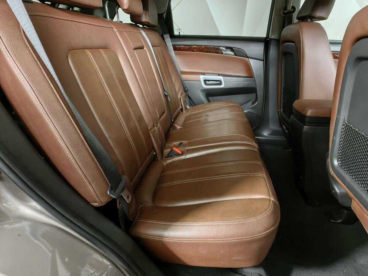 Opel Antara с пробегом — 2015 год. Фото: #11