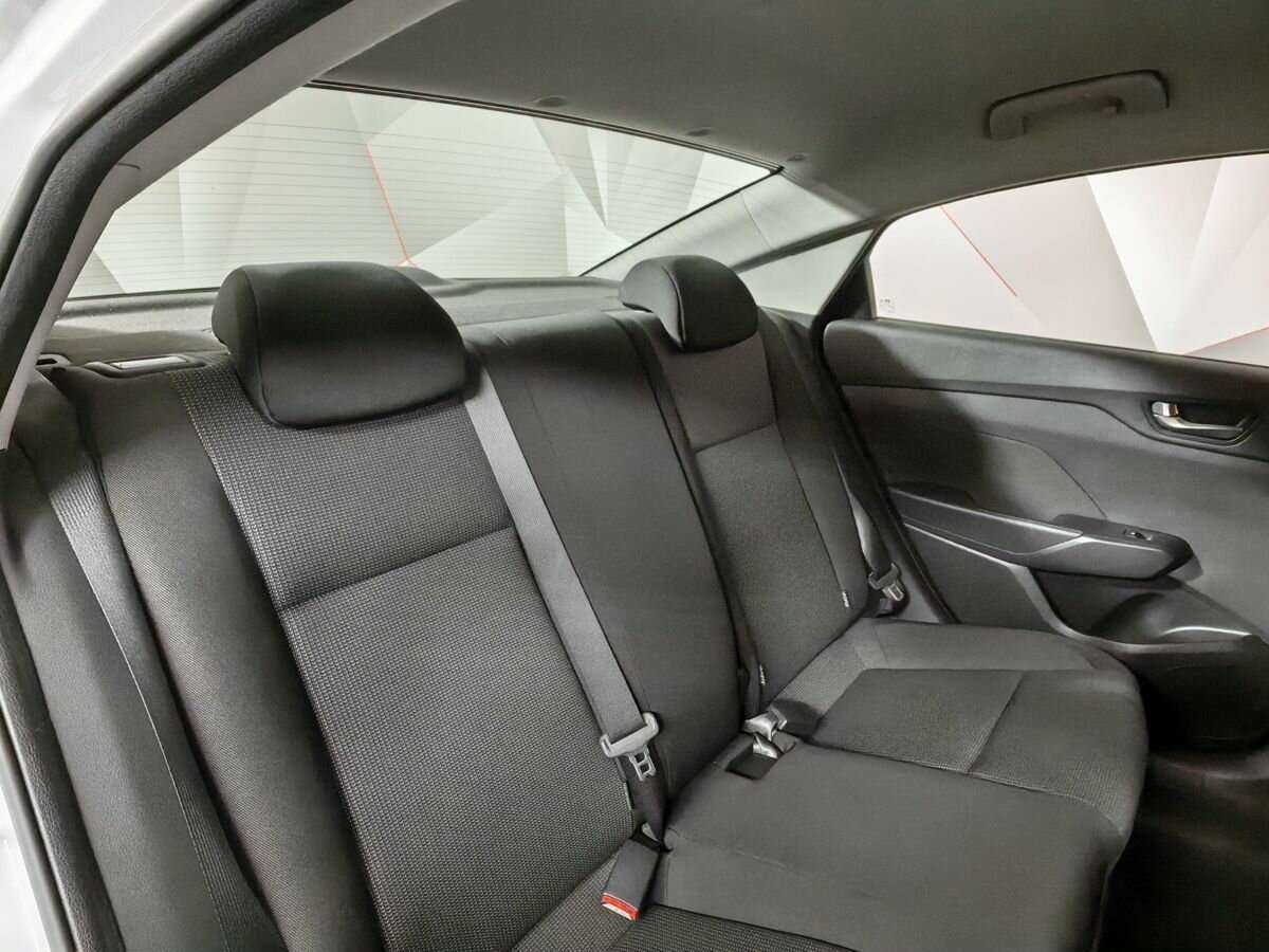 Hyundai Solaris с пробегом — 2019 год. Фото: #12