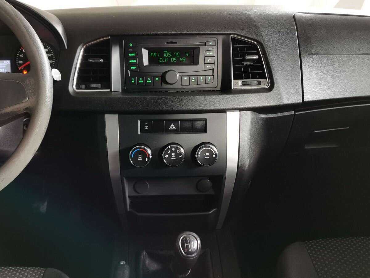 УАЗ Patriot с пробегом — 2016 год. Фото: #9