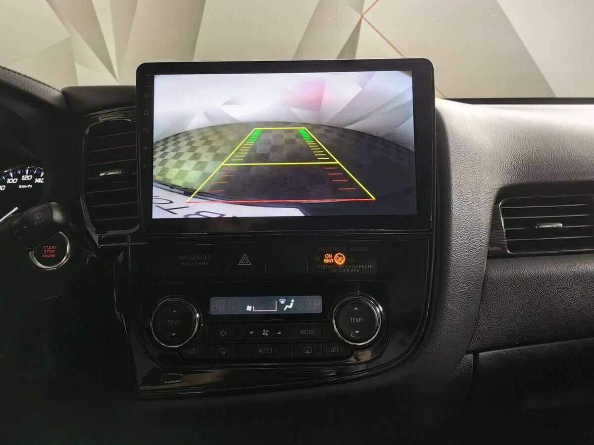 Mitsubishi Outlander с пробегом — 2017 год. Фото: #16