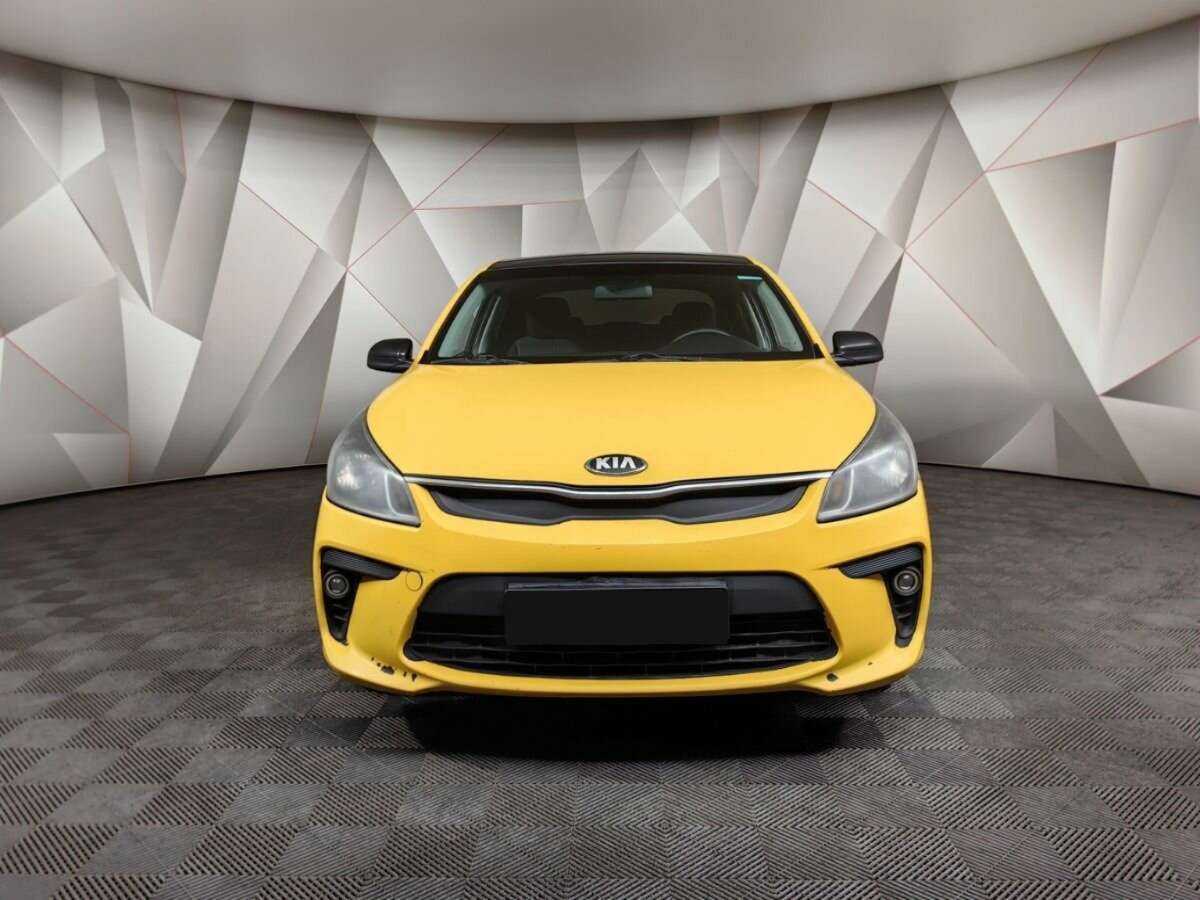 Kia Rio с пробегом — 2017 год. Фото: #6