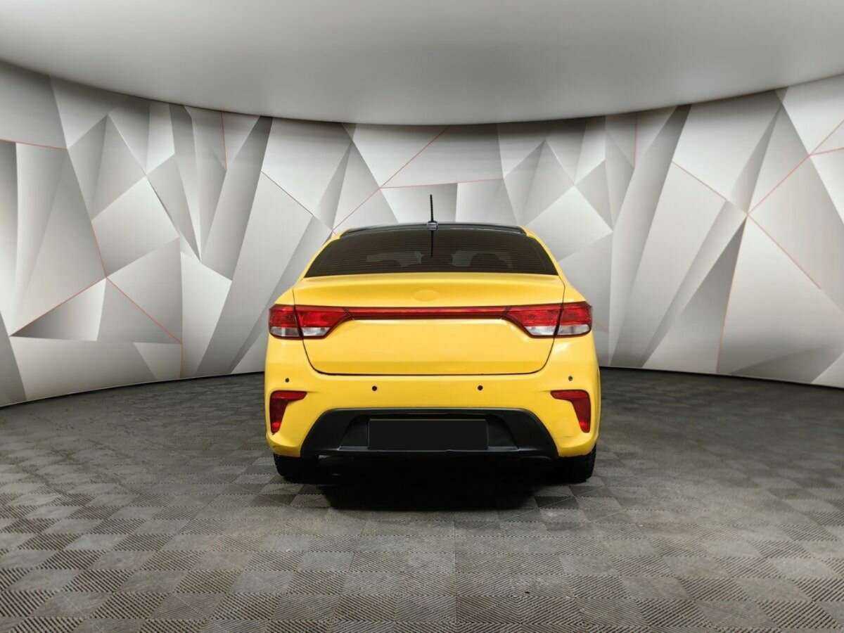 Kia Rio с пробегом — 2017 год. Фото: #7