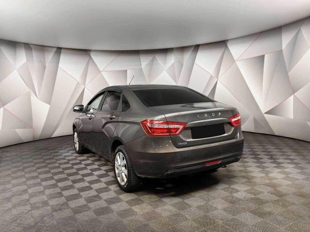 Lada (ВАЗ) Vesta с пробегом — 2021 год. Фото: #3
