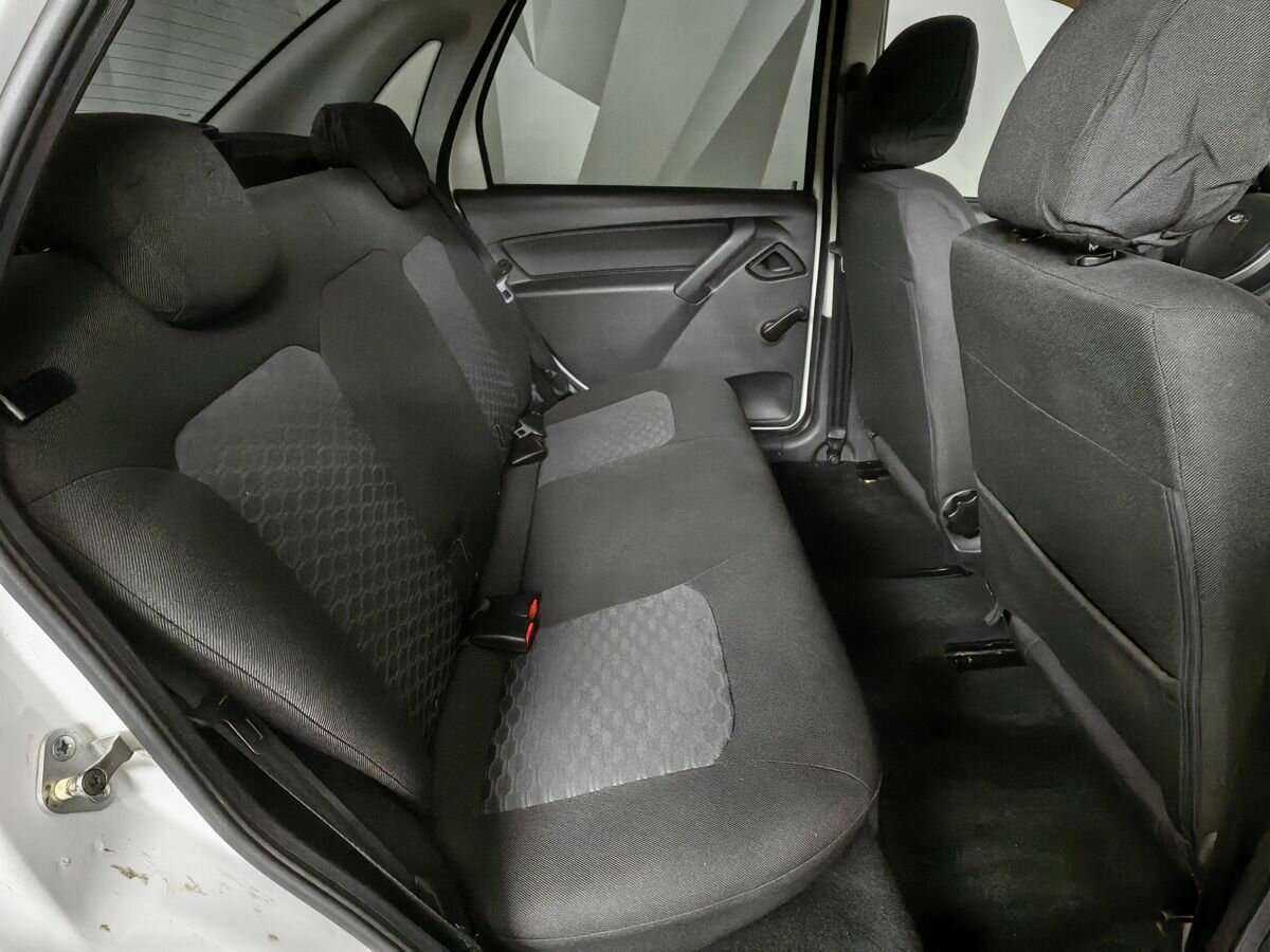 Lada (ВАЗ) Granta с пробегом — 2020 год. Фото: #11