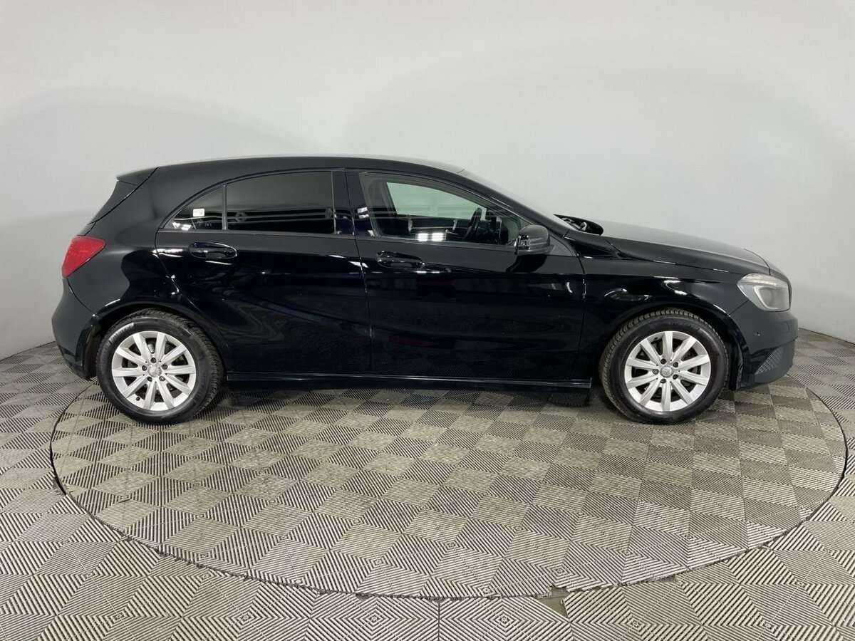 Mercedes-Benz A-Класс с пробегом — 2014 год. Фото: #3