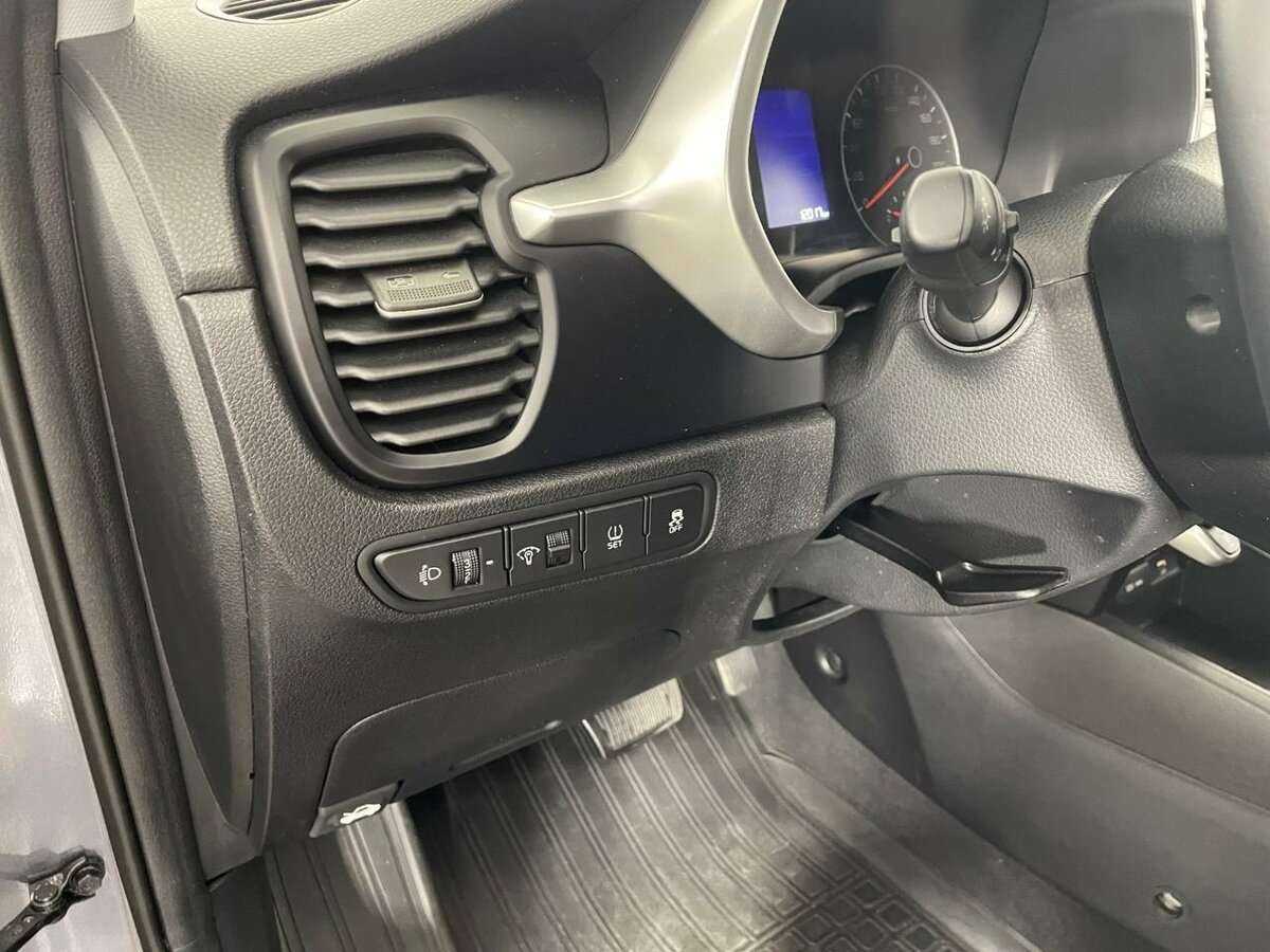 Kia Rio с пробегом — 2020 год. Фото: #8