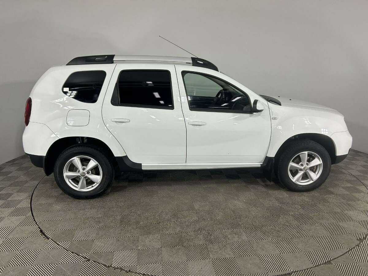 Renault Duster с пробегом — 2017 год. Фото: #3