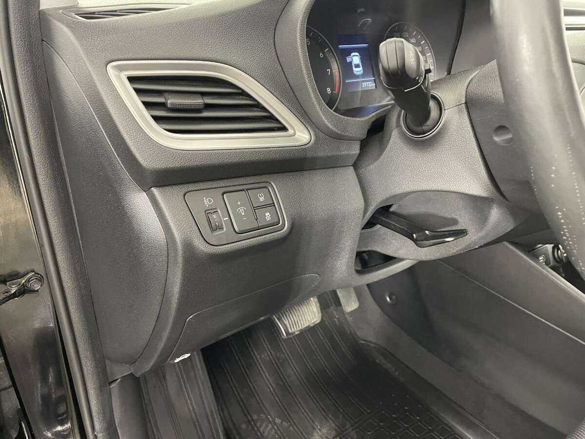 Hyundai Solaris с пробегом — 2020 год. Фото: #8