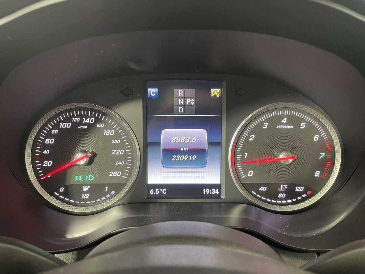 Mercedes-Benz C-Класс с пробегом — 2015 год. Фото: #10