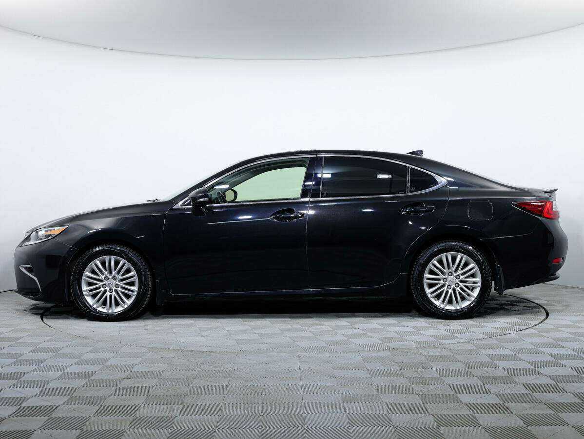 Lexus ES с пробегом — 2017 год. Фото: #7