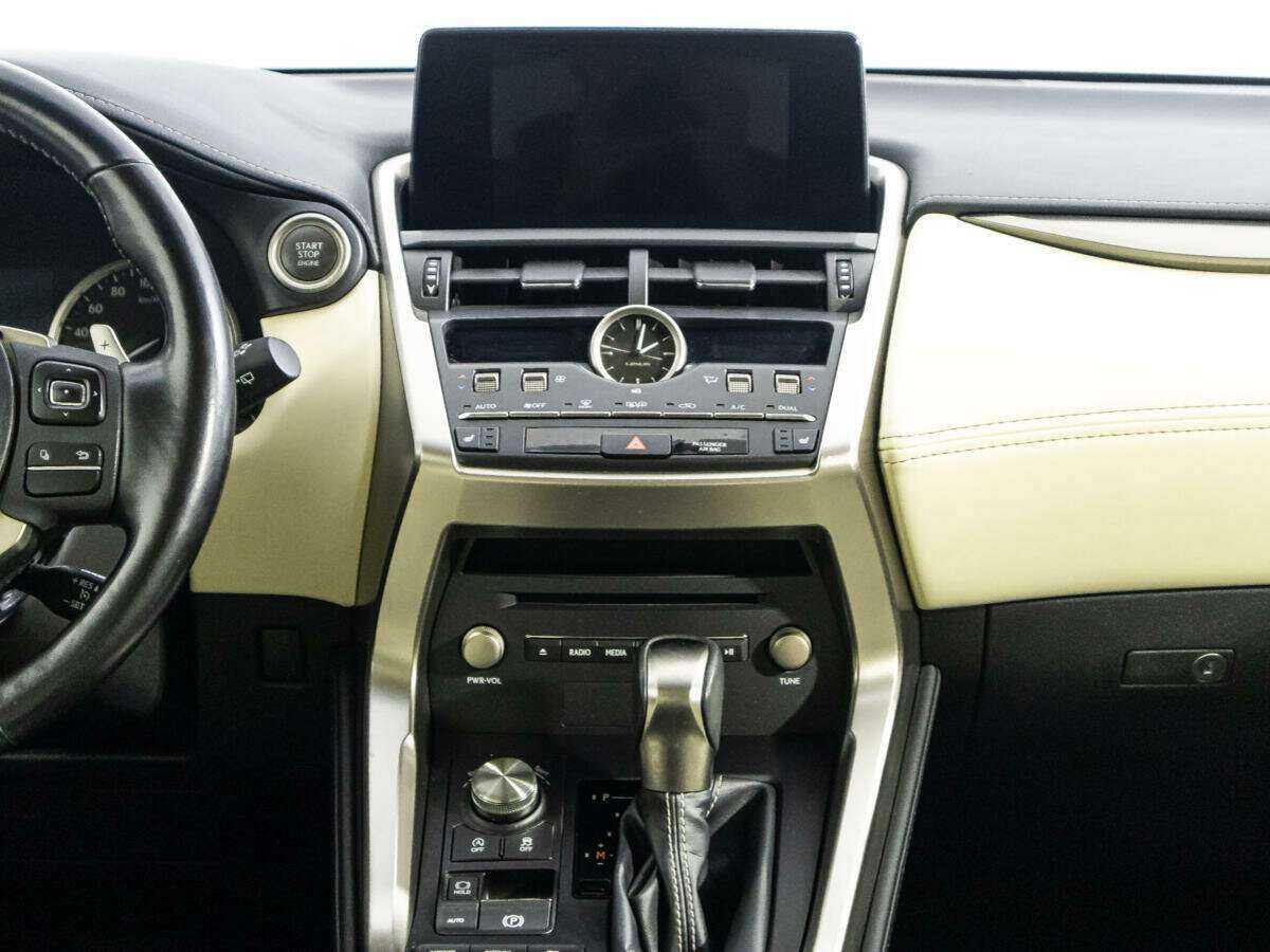 Lexus NX с пробегом — 2018 год. Фото: #13