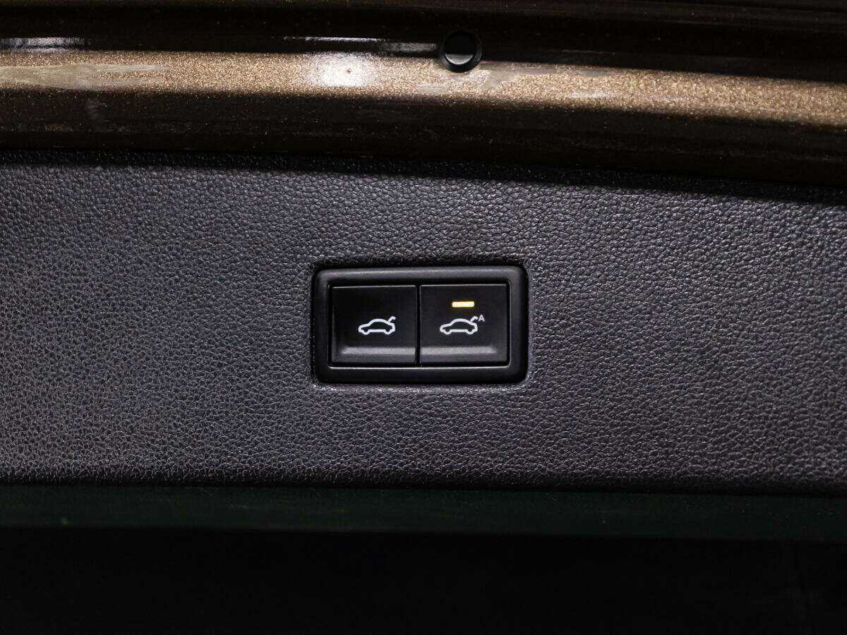 Volkswagen Tiguan с пробегом — 2018 год. Фото: #14