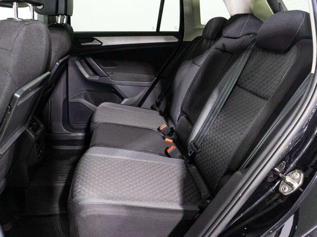 Volkswagen Tiguan с пробегом — 2020 год. Фото: #9