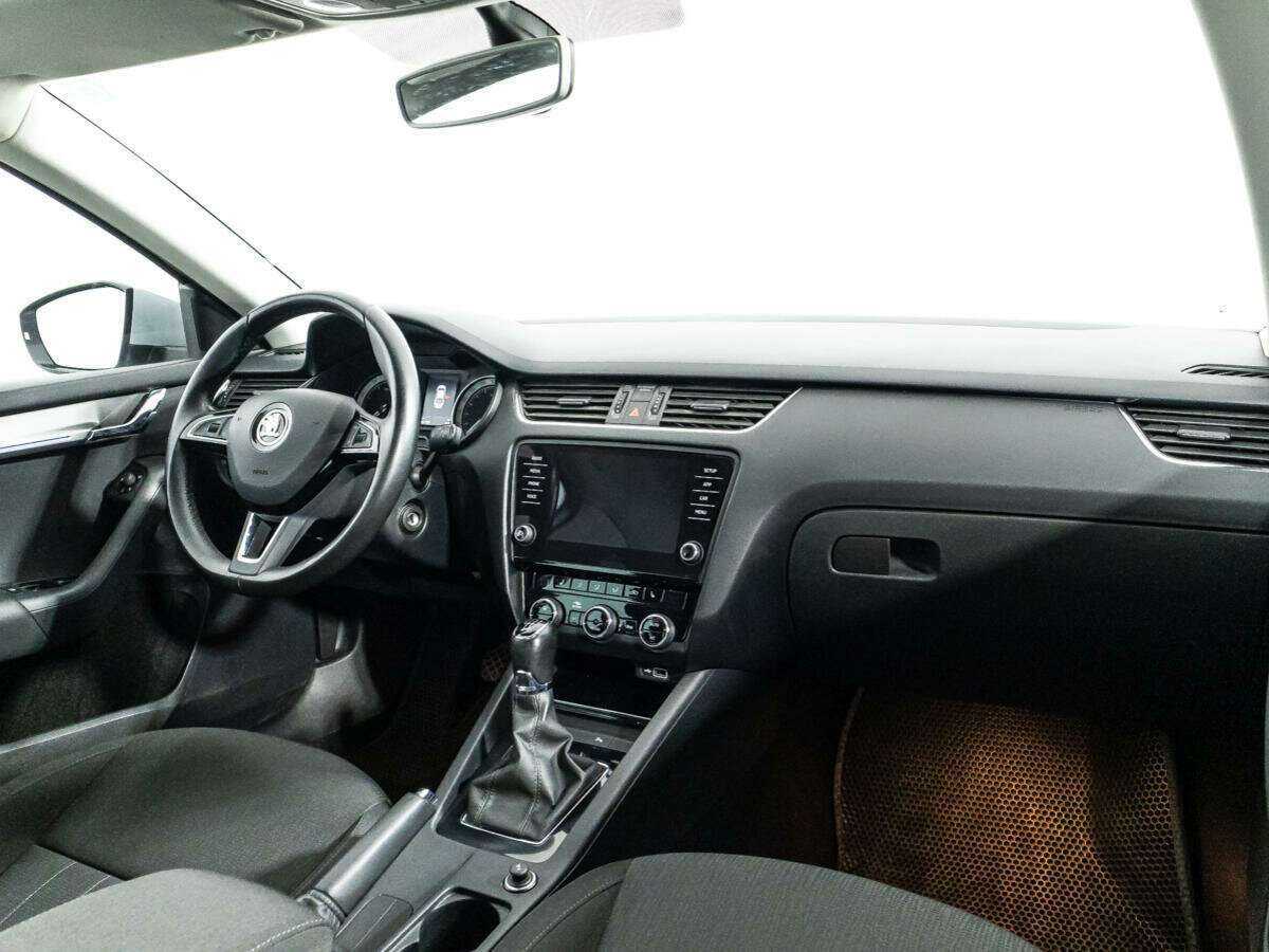 Skoda Octavia с пробегом — 2018 год. Фото: #8