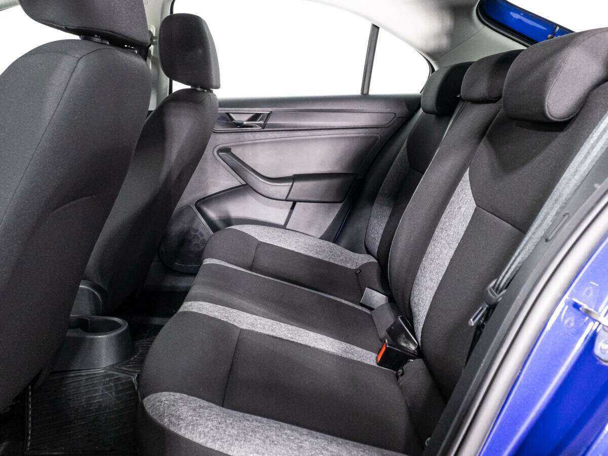 Skoda Rapid с пробегом — 2021 год. Фото: #9
