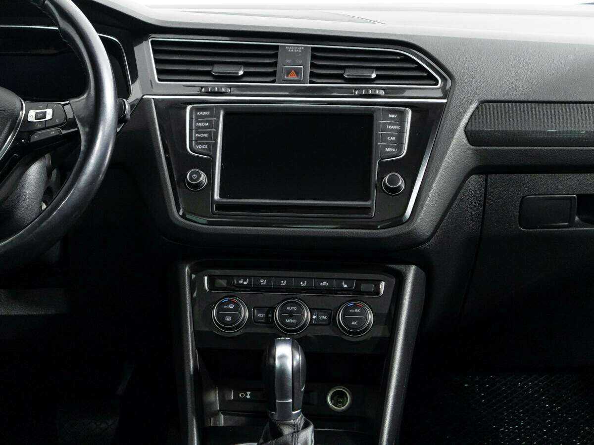 Volkswagen Tiguan с пробегом — 2017 год. Фото: #13