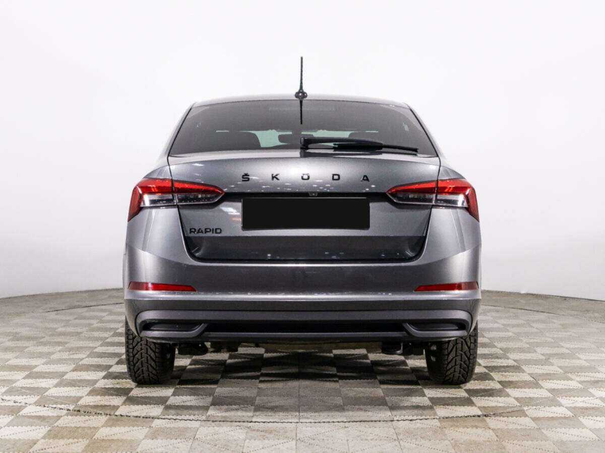 Skoda Rapid с пробегом — 2021 год. Фото: #5