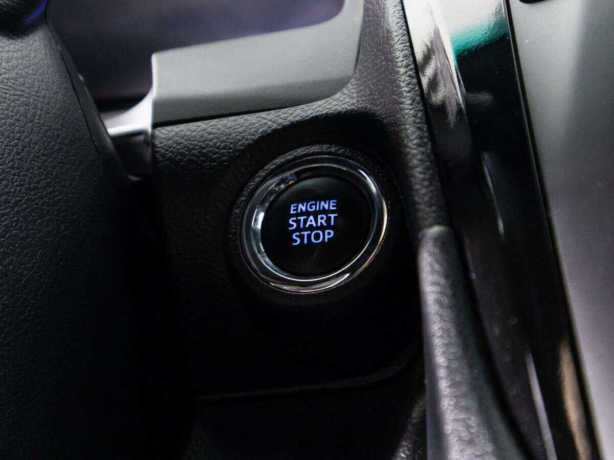 Toyota Camry с пробегом — 2017 год. Фото: #21