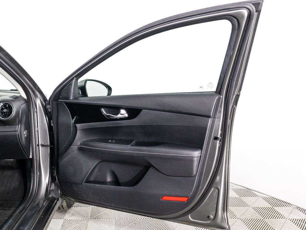 Kia Cerato с пробегом — 2020 год. Фото: #27