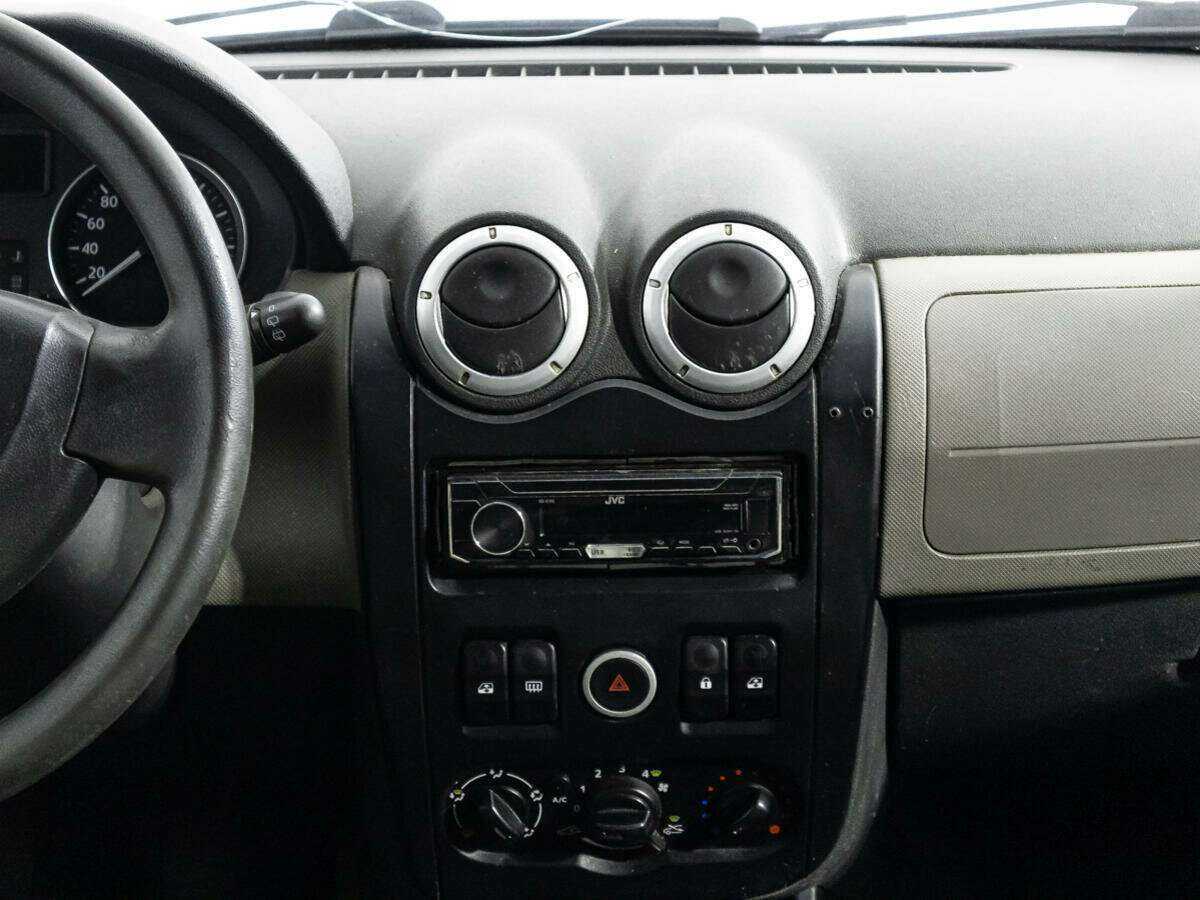 Lada (ВАЗ) Largus с пробегом — 2015 год. Фото: #12