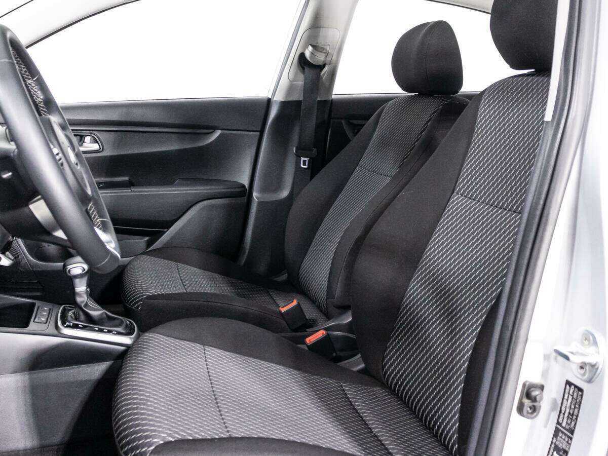 Kia Rio с пробегом — 2020 год. Фото: #16
