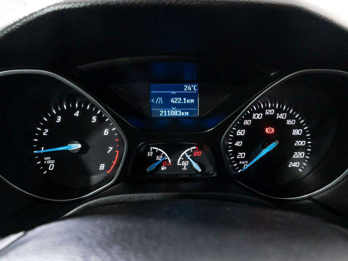 Ford Focus с пробегом — 2012 год. Фото: #11