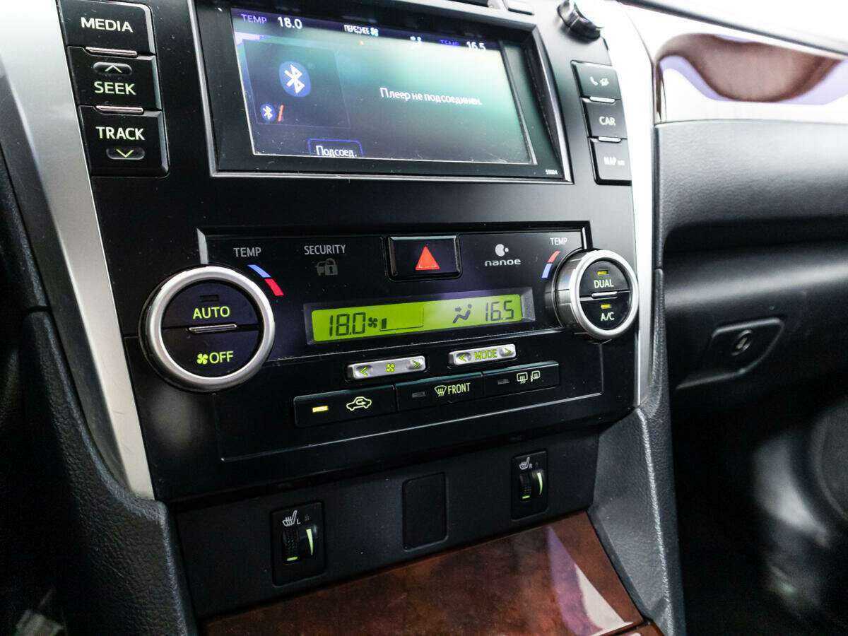 Toyota Camry с пробегом — 2013 год. Фото: #16