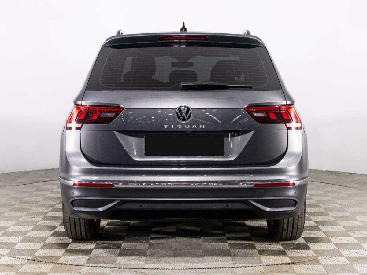 Volkswagen Tiguan с пробегом — 2021 год. Фото: #5