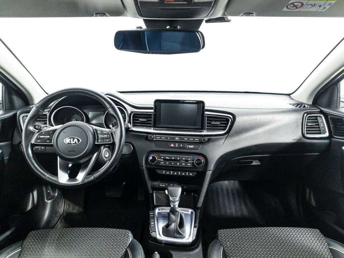 Kia Ceed с пробегом — 2018 год. Фото: #12