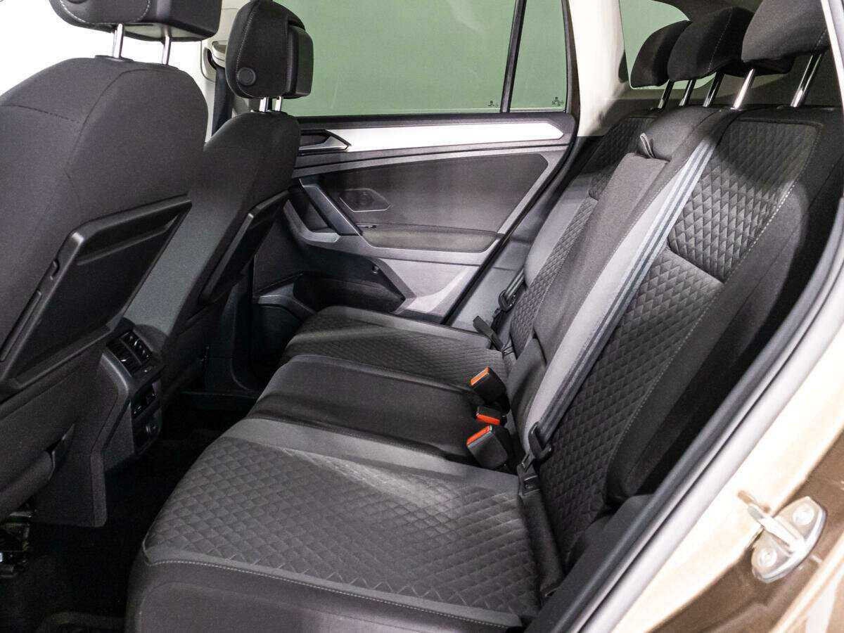 Volkswagen Tiguan с пробегом — 2017 год. Фото: #9